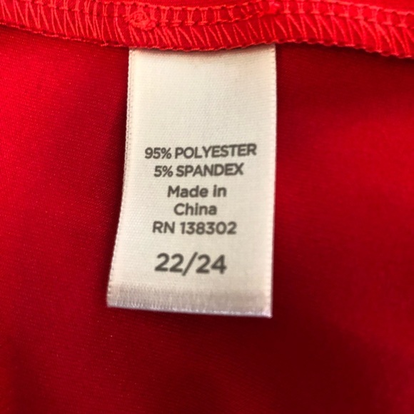 Avenue Women's Red Beaded V-Neck Short Sleeve Blouse Size 22/24 NWT - Picture 5 of 6